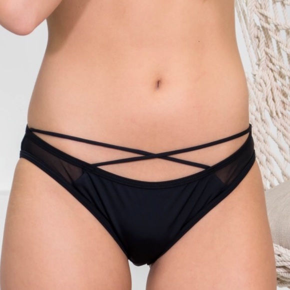 Black Bikini with Crisscross Detail - Picture 6 of 8